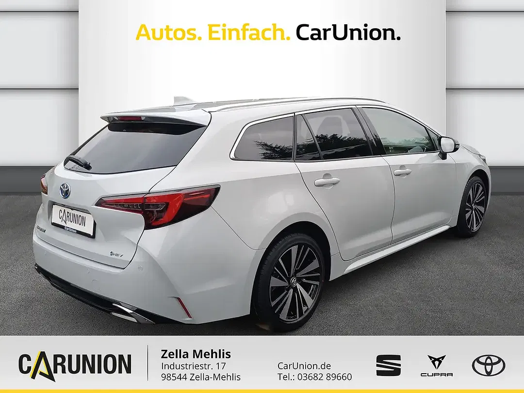 Toyota Corolla - Thumbnail 4