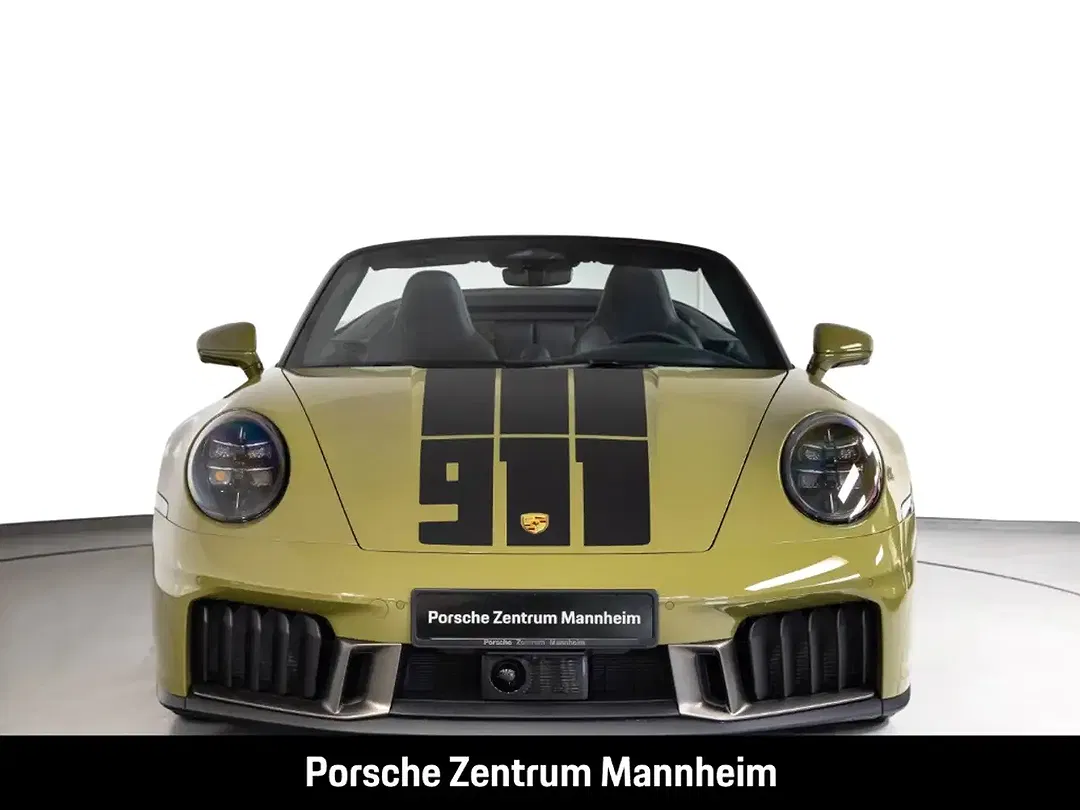 Porsche 992 - Thumbnail 6