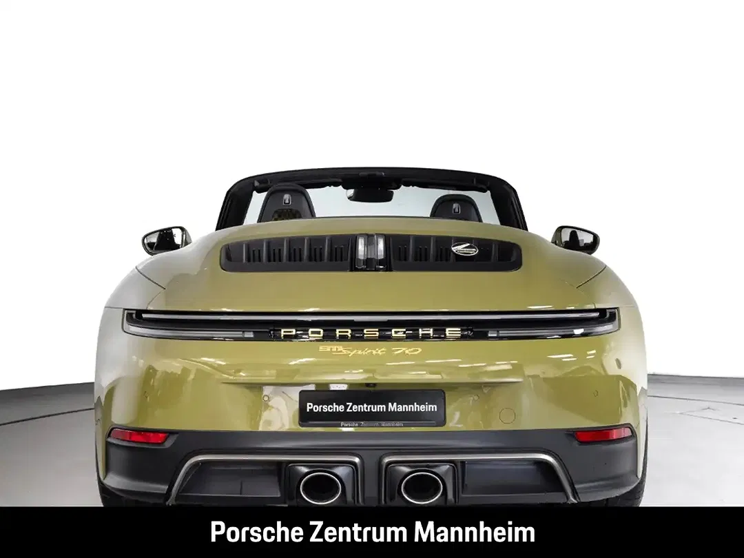 Porsche 992 - Thumbnail 7