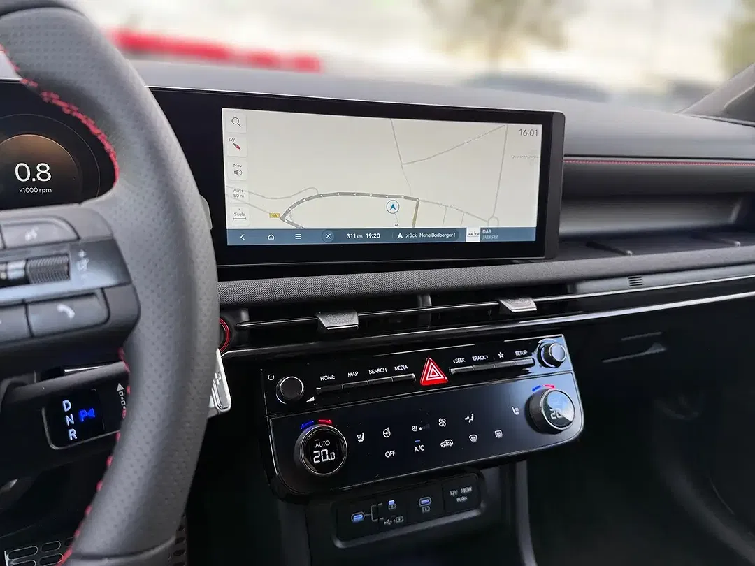 Hyundai TUCSON - Thumbnail 8