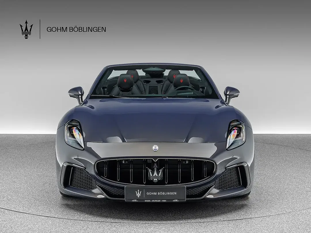 Maserati GranCabrio - Thumbnail 3