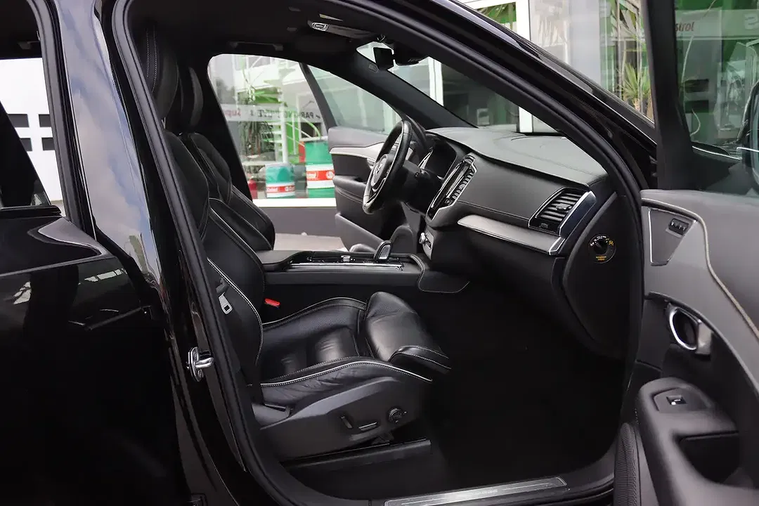 Volvo XC90 - Thumbnail 10