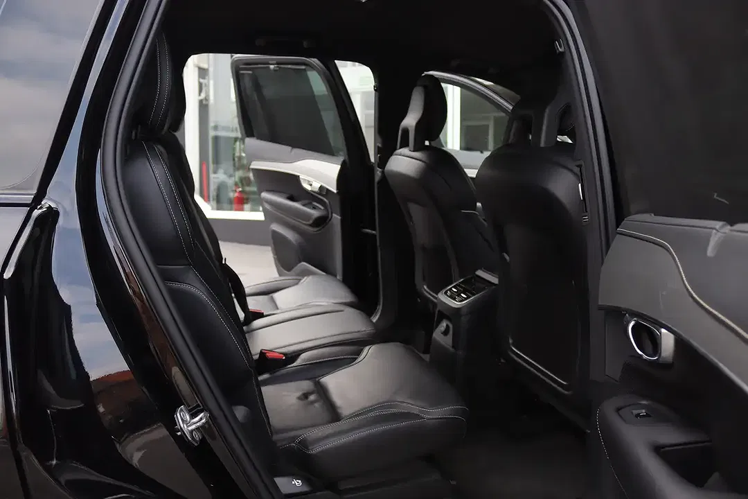 Volvo XC90 - Thumbnail 11