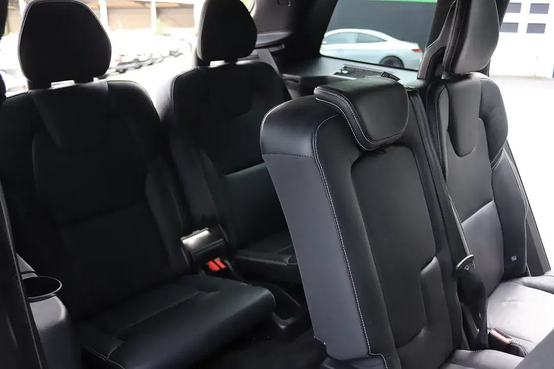 Volvo XC90 - Thumbnail 12