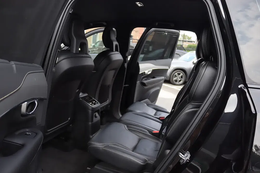 Volvo XC90 - Thumbnail 8