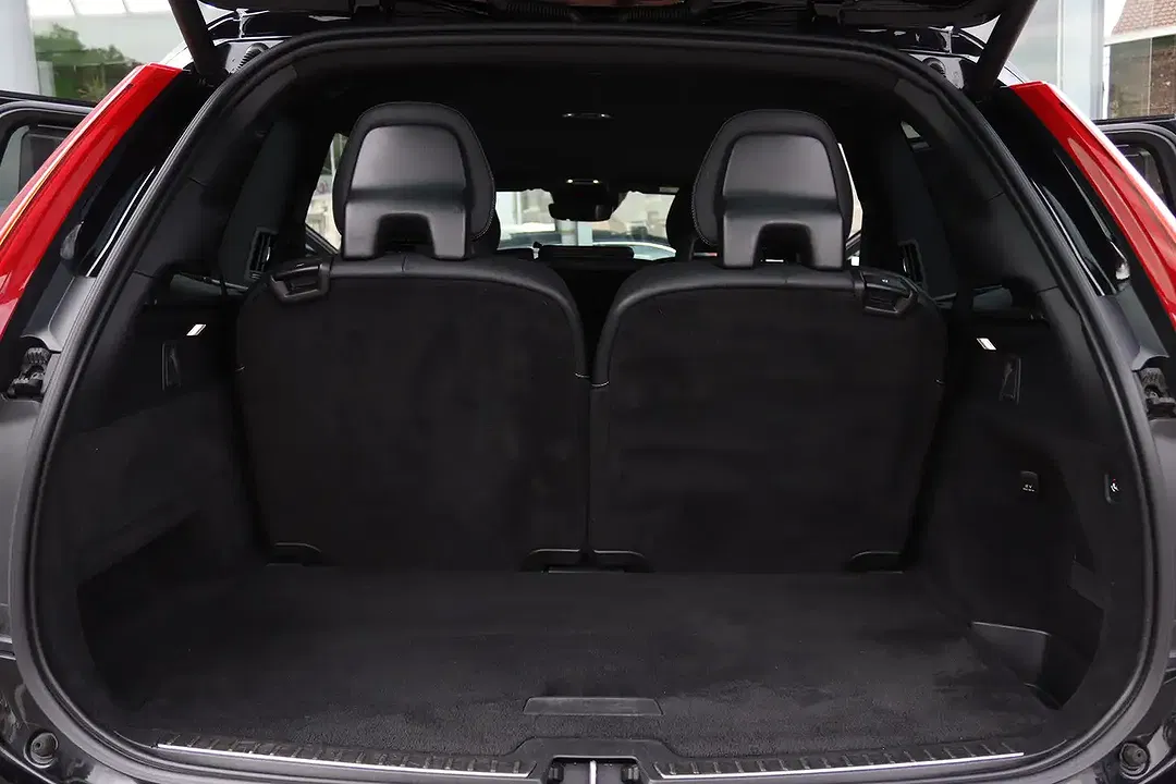 Volvo XC90 - Thumbnail 9