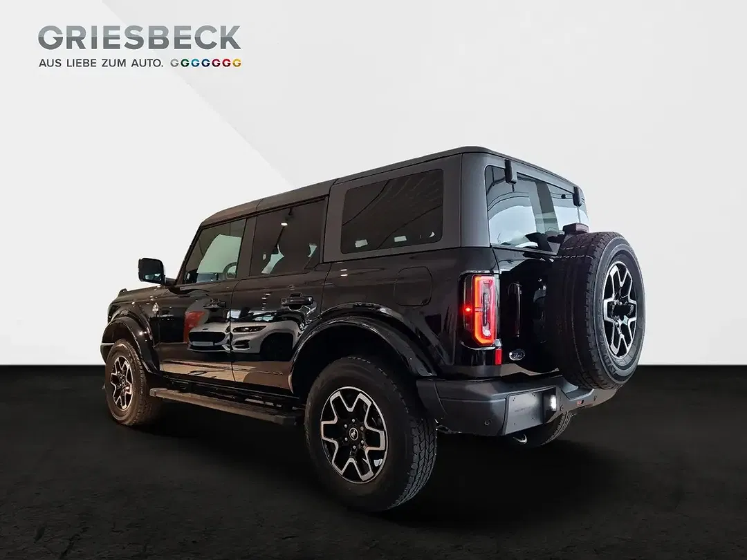 Ford Bronco - Thumbnail 3