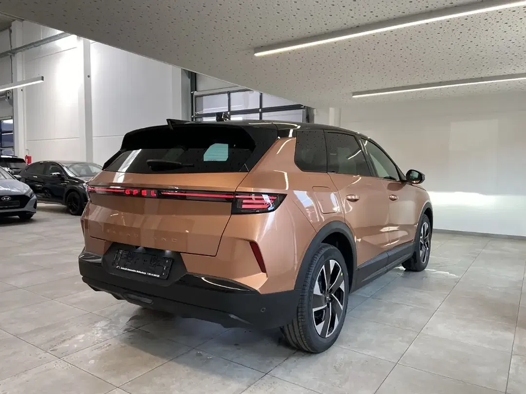 Opel Grandland - Thumbnail 4