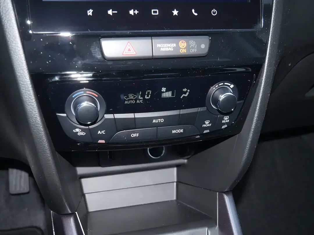 Suzuki Vitara - Thumbnail 15