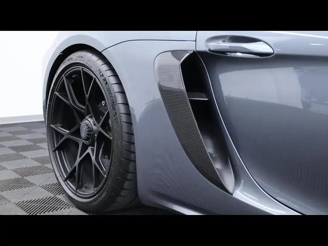 Porsche 718 Spyder - Thumbnail 13