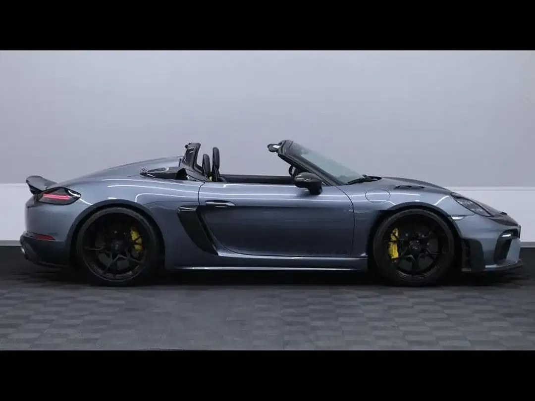 Porsche 718 Spyder - Thumbnail 4