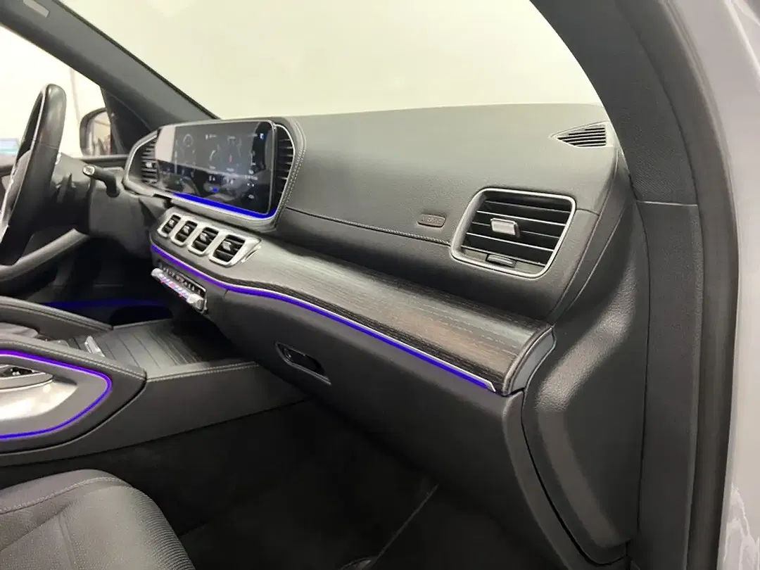 Mercedes-Benz GLS 450 - Thumbnail 13