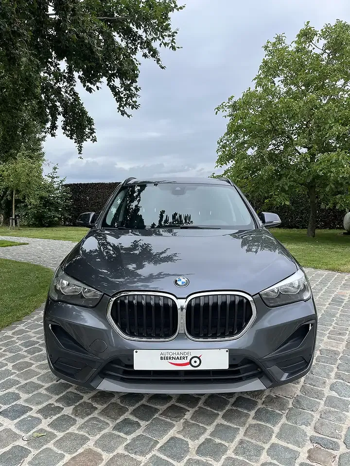 BMW X1 - Thumbnail 3