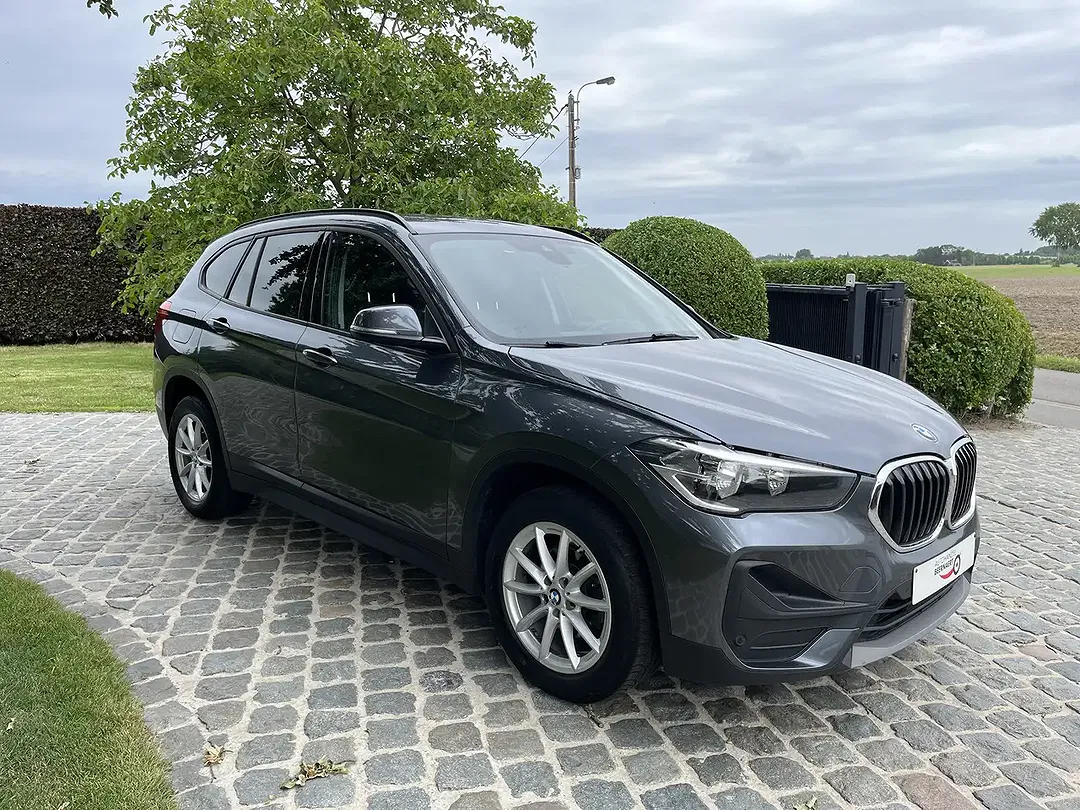 BMW X1 - Thumbnail 4