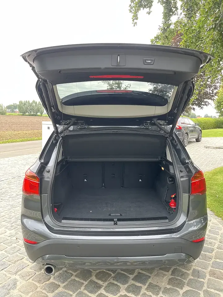 BMW X1 - Thumbnail 8