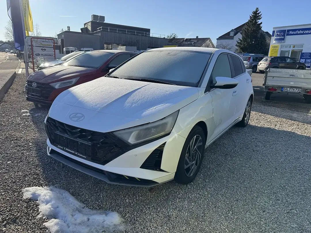 Hyundai i20 - Thumbnail 2