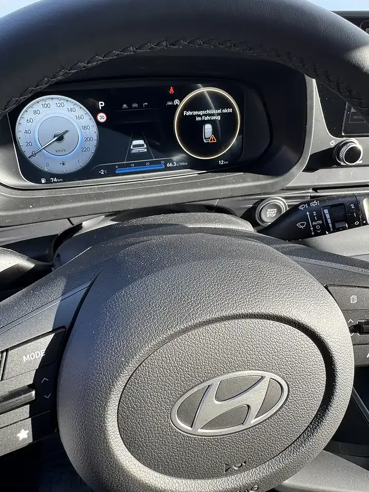 Hyundai i20 - Thumbnail 8