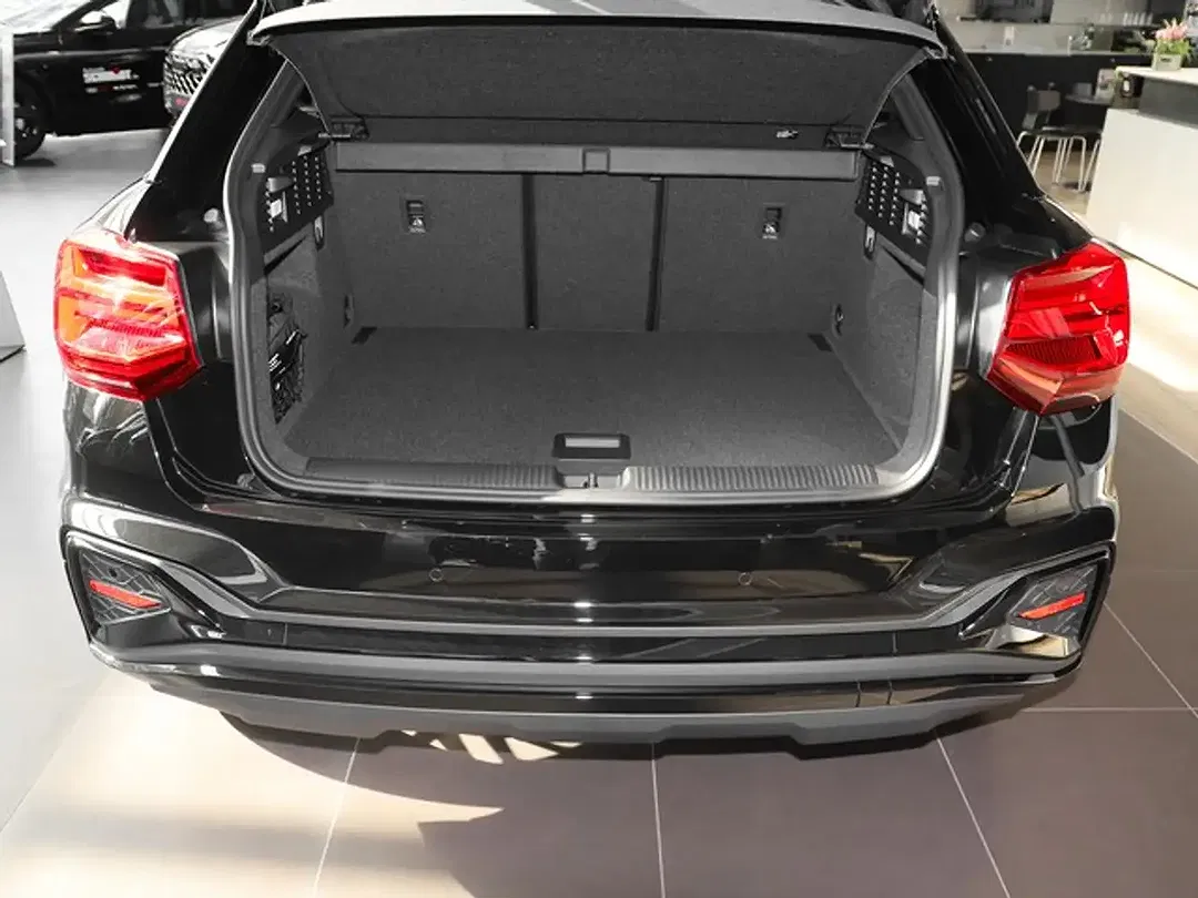 Audi Q2 - Thumbnail 11