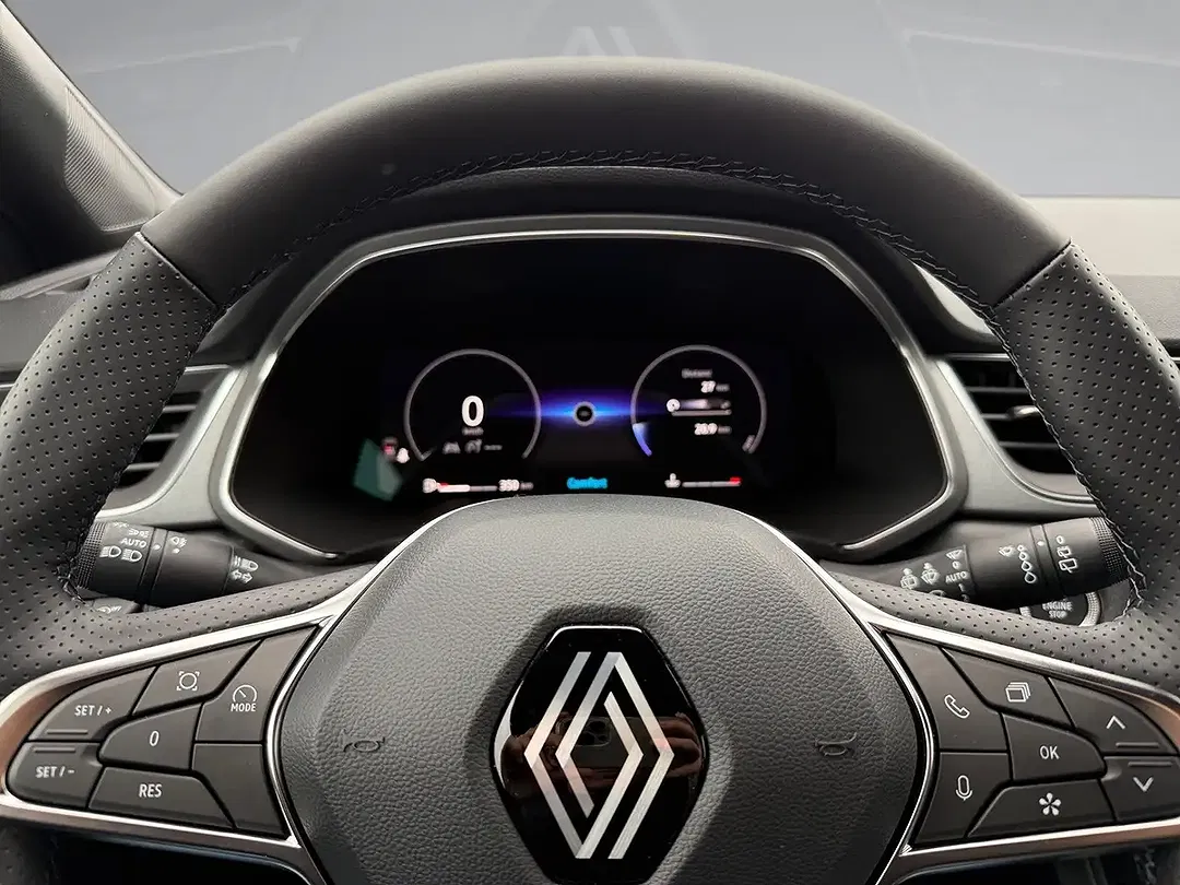 Renault Captur - Thumbnail 8
