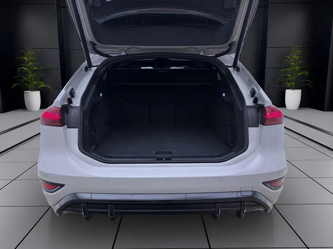 Audi A6 e-tron - Thumbnail 5