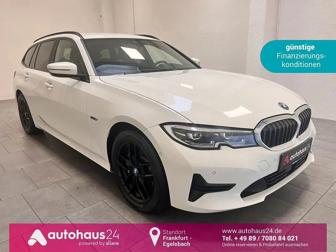 BMW 330 - Afbeelding 1