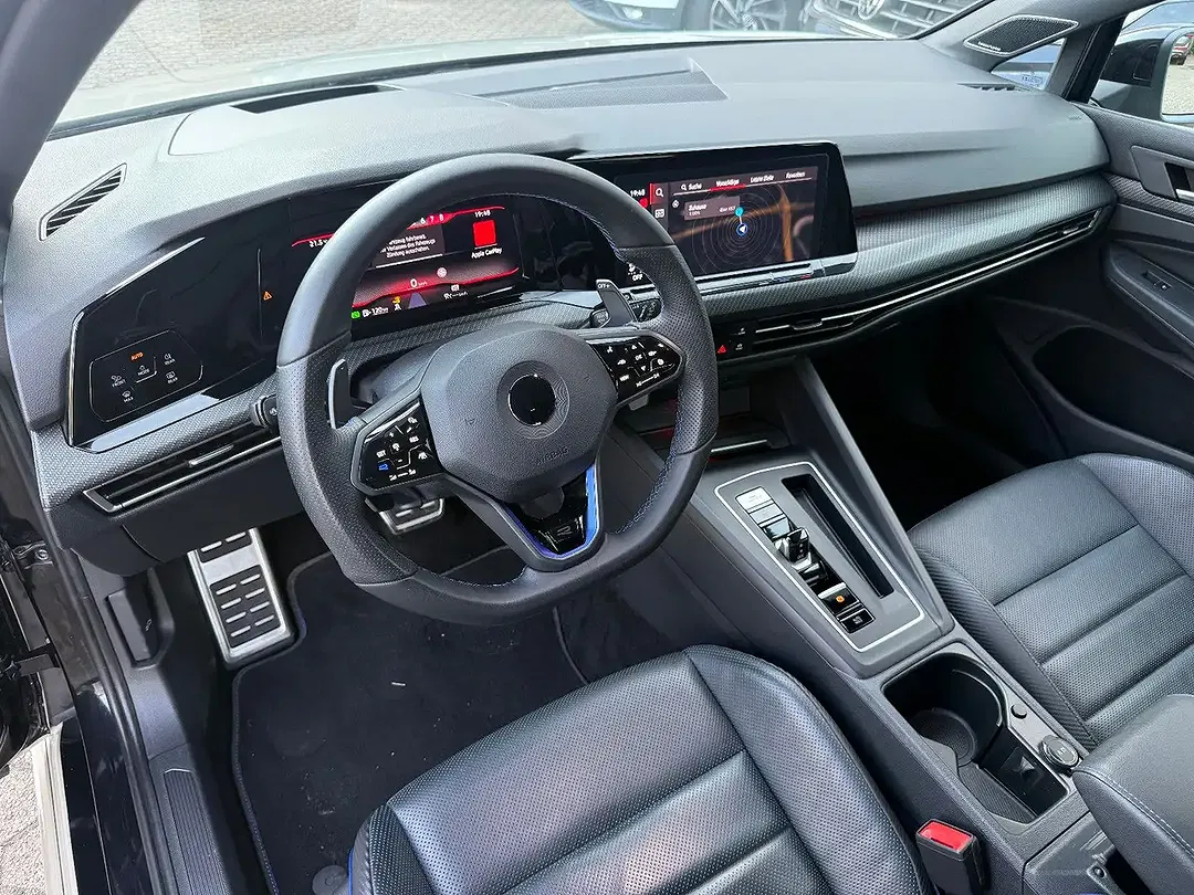 Volkswagen Golf - Thumbnail 9