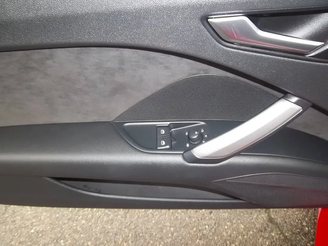 Audi TT - Thumbnail 10