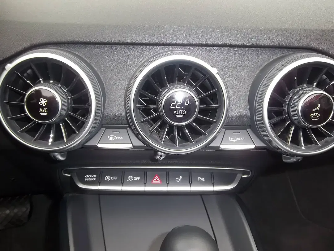 Audi TT - Thumbnail 14