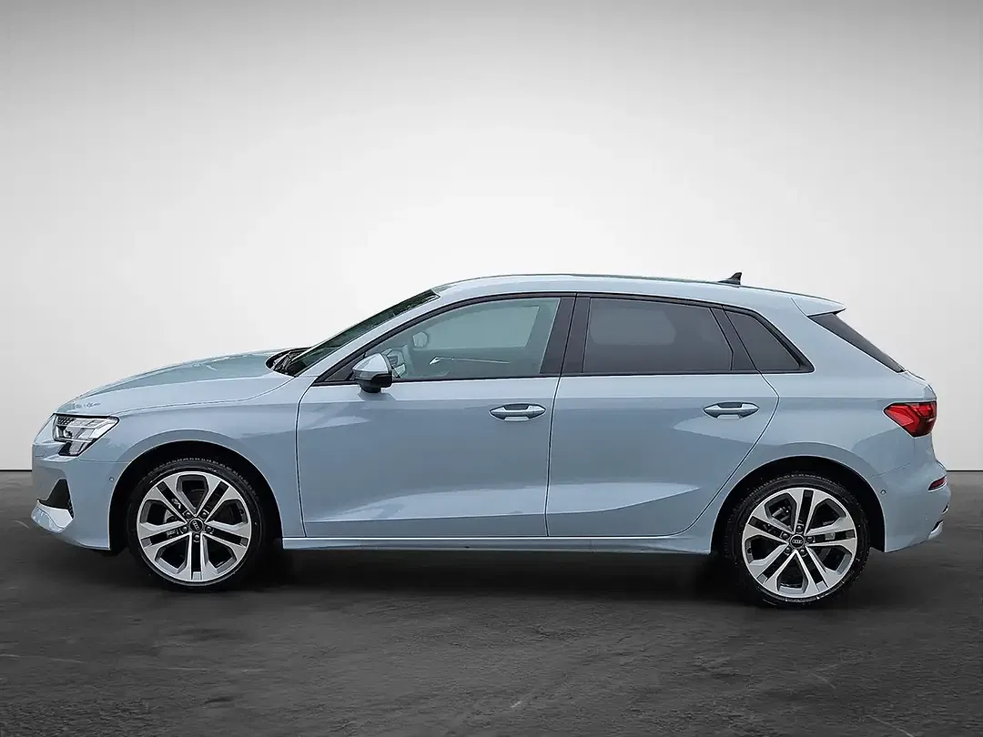 Audi A3 - Thumbnail 2