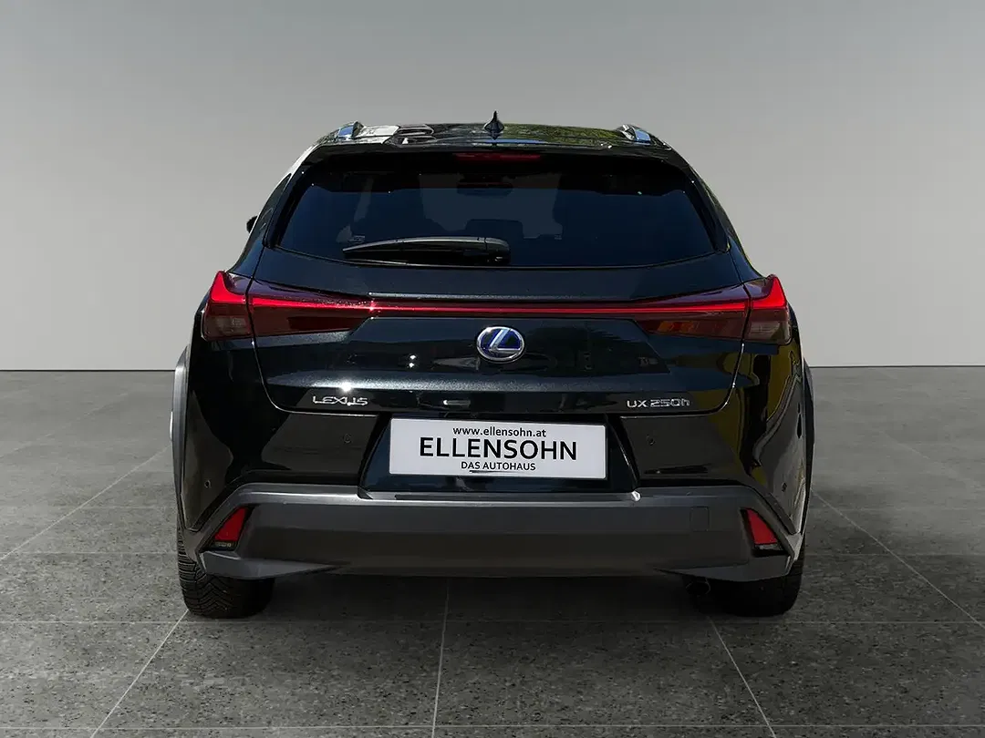 Lexus UX 250h - Thumbnail 4
