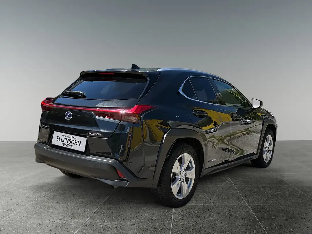 Lexus UX 250h - Thumbnail 5