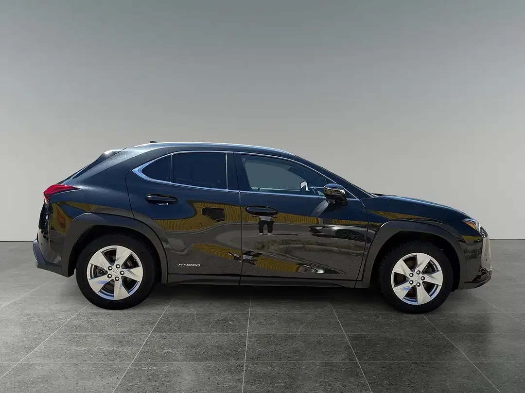 Lexus UX 250h - Thumbnail 6