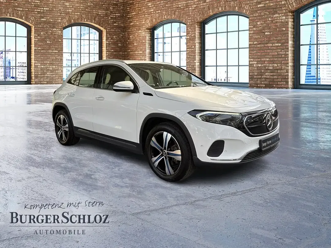 Mercedes-Benz EQA 250 - Thumbnail 3