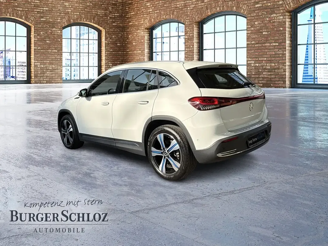 Mercedes-Benz EQA 250 - Thumbnail 7