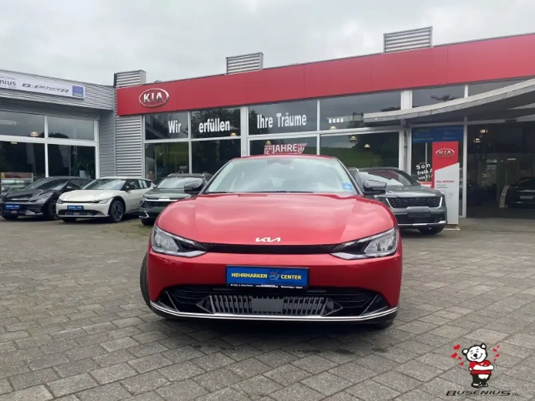 Kia EV6 - Thumbnail 3