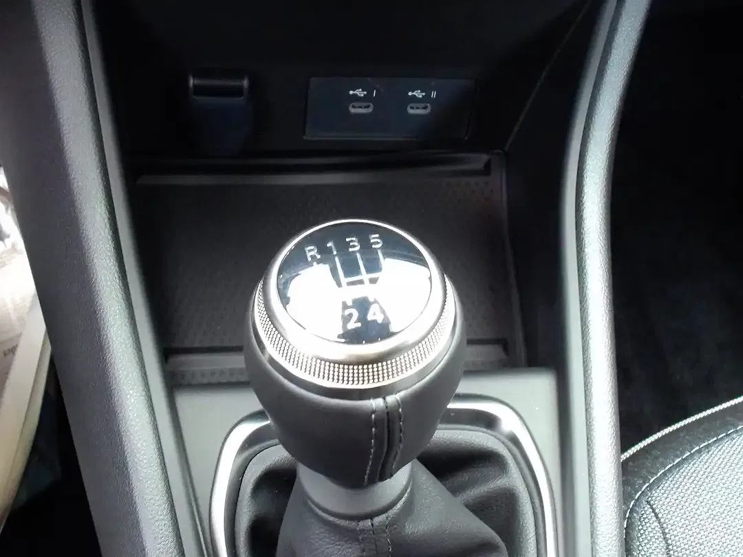 Renault Captur - Thumbnail 13