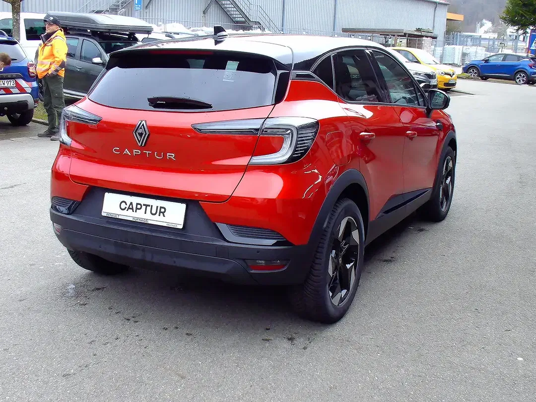 Renault Captur - Thumbnail 5