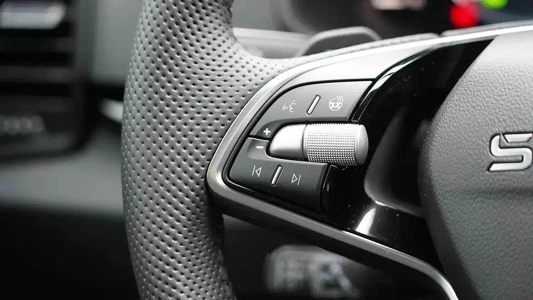 Skoda Karoq - Thumbnail 8