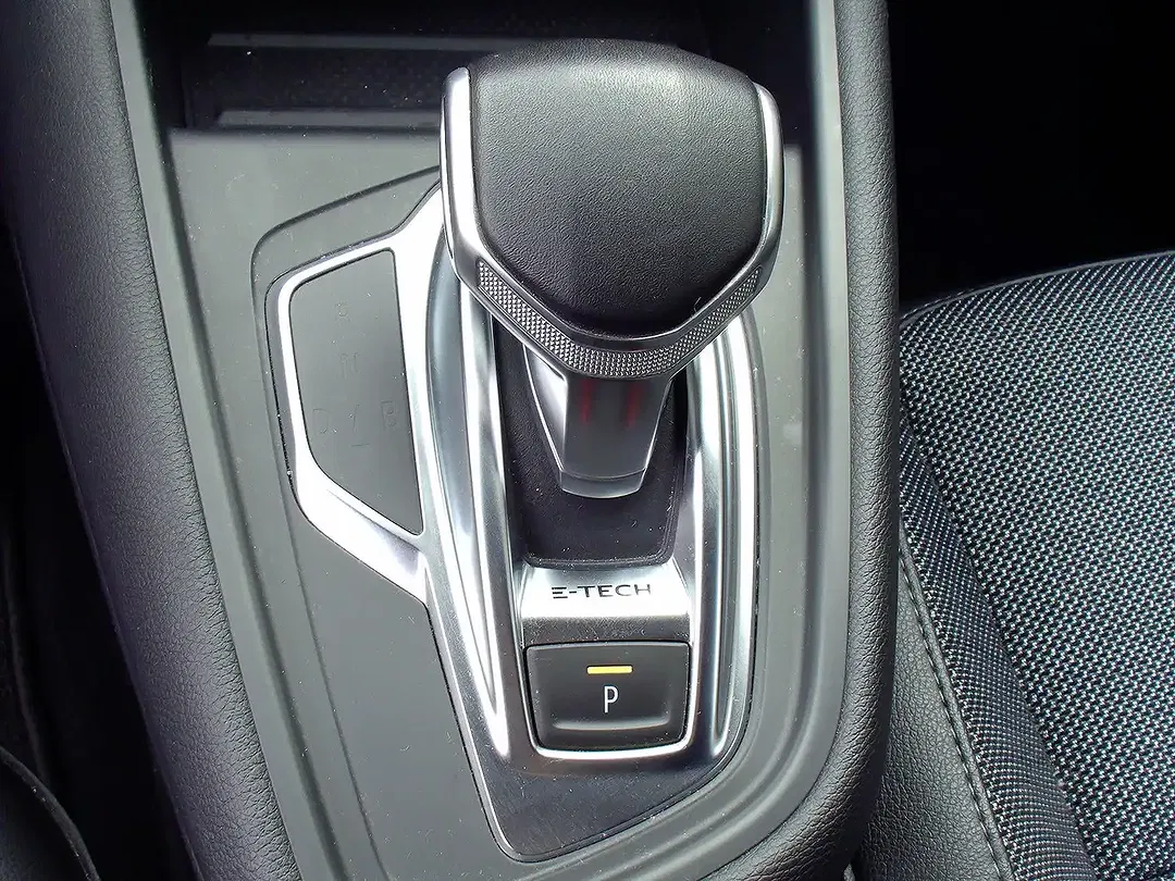 Renault Captur - Thumbnail 11
