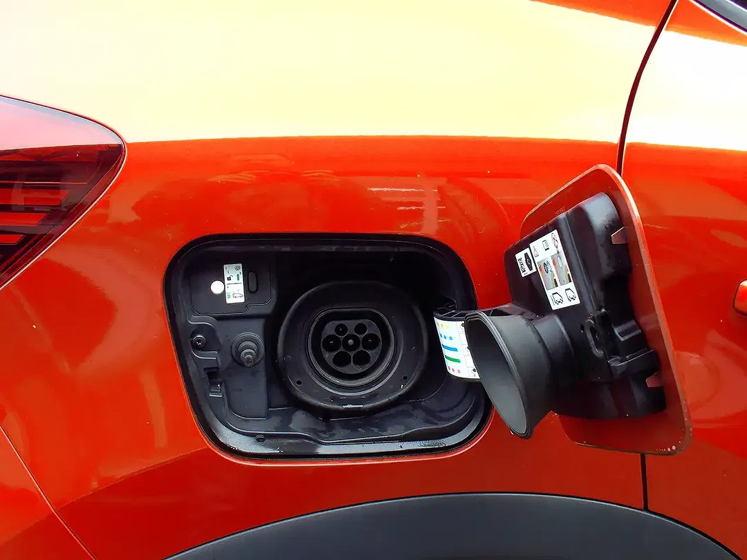 Renault Captur - Thumbnail 14