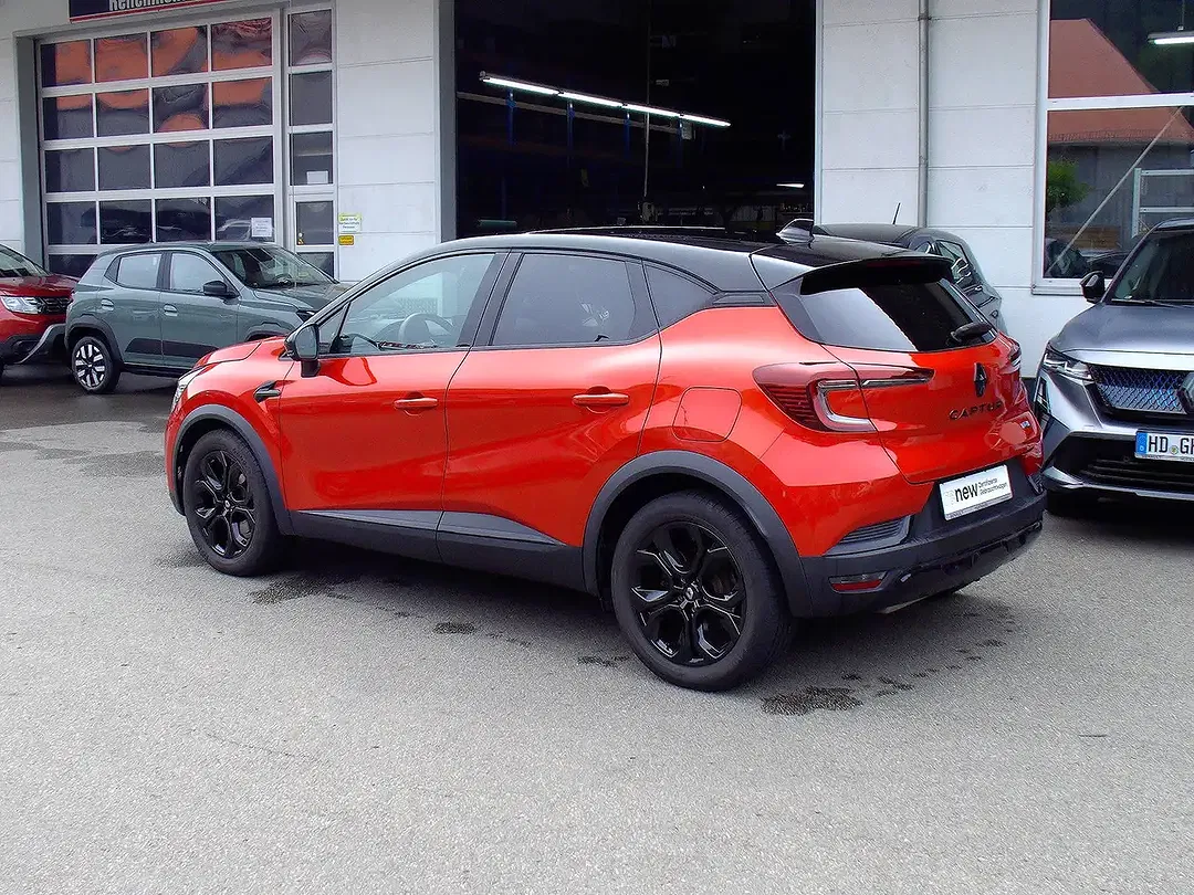 Renault Captur - Thumbnail 3