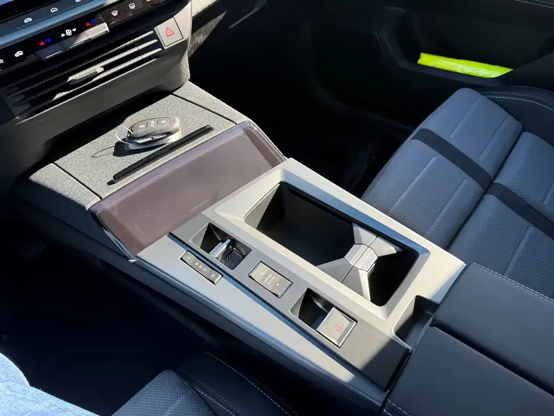 Opel Grandland - Thumbnail 14