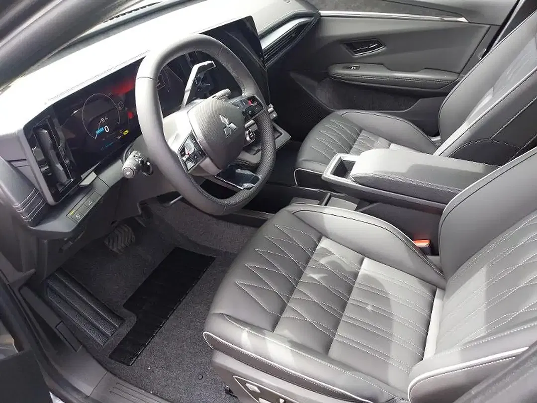Mitsubishi Eclipse Cross - Thumbnail 8