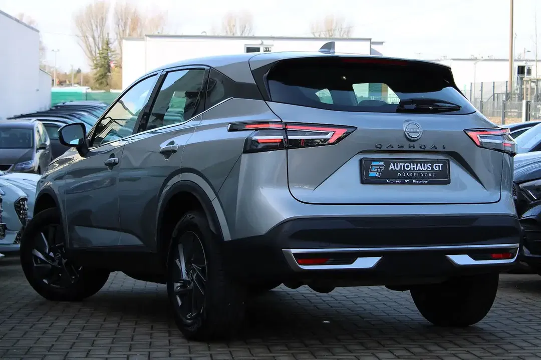 Nissan Qashqai - Thumbnail 2