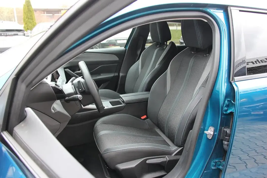 Peugeot 408 - Thumbnail 10