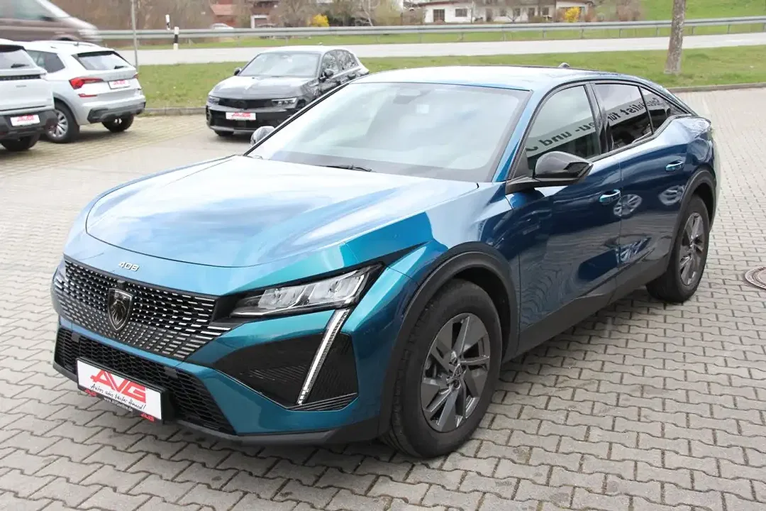 Peugeot 408 - Thumbnail 4
