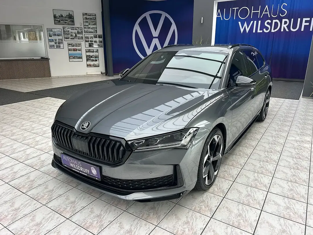 Skoda Superb - Thumbnail 2
