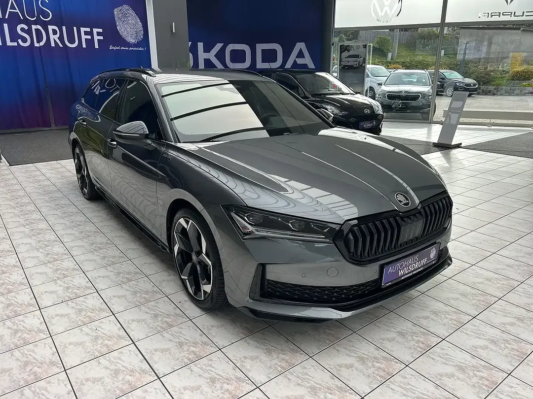 Skoda Superb - Thumbnail 4