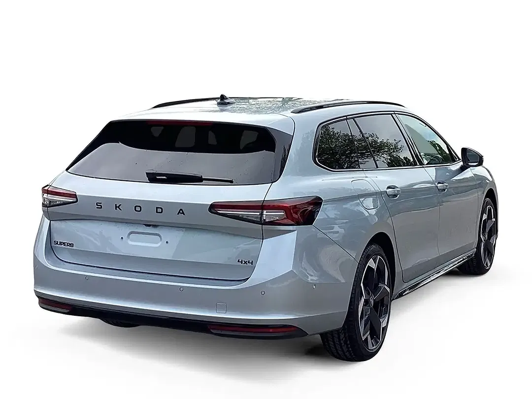 Skoda Superb - Thumbnail 6