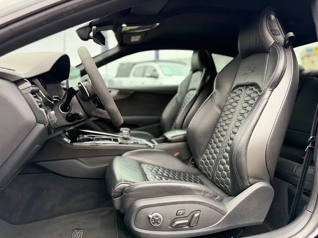 Audi RS5 - Thumbnail 15